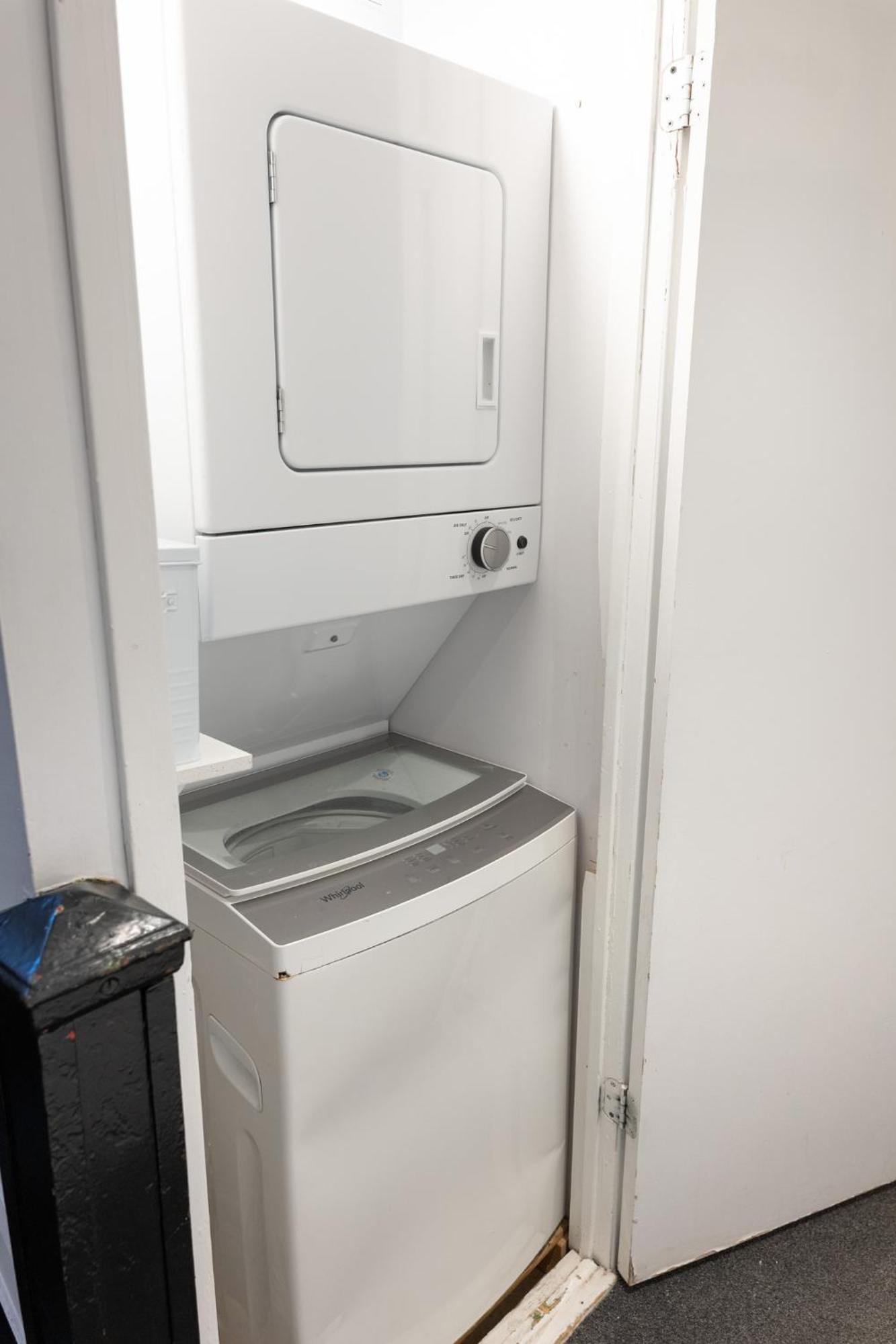 #8 - Refined - Self Check In - Plateau - St-denis - Ac - Tv Apartamento Montreal